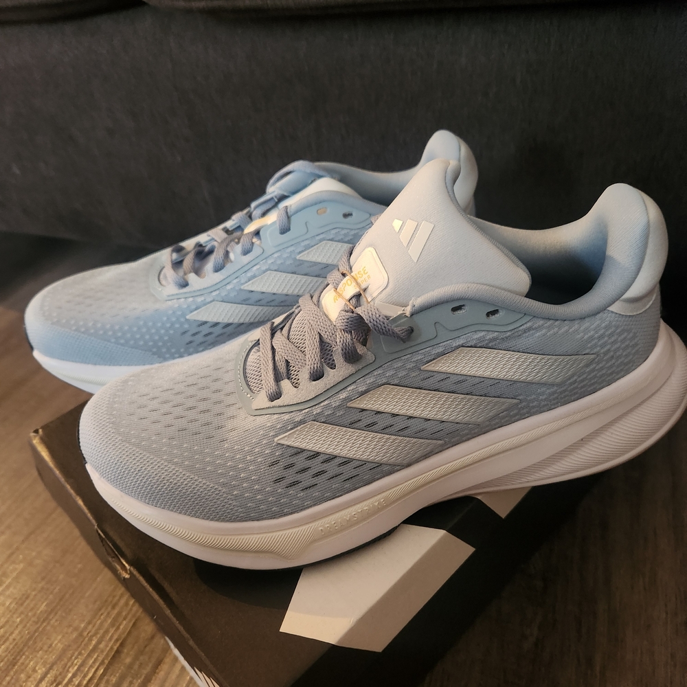 Adidas Women's Light Blue Athletic Sneakers